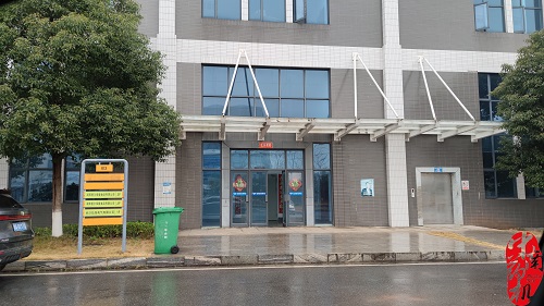 中南制藥機械廠成功交付電子數(shù)粒機至湖南善爾保健食品有限公司，并順利完成現(xiàn)場指導(dǎo)培訓(xùn)調(diào)試